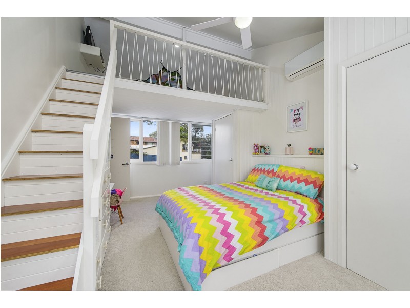 4 Tallong Drive, Lake Cathie NSW 2445