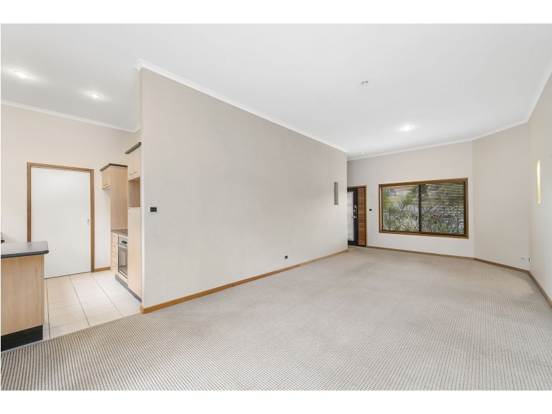 2/192 Matthew Flinders Drive, Port Macquarie NSW 2444