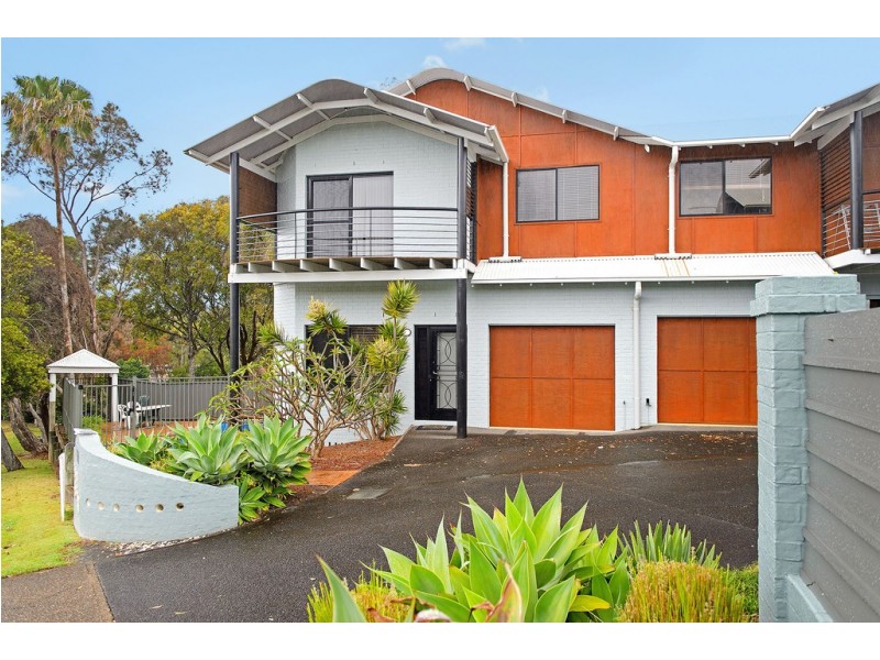 2/192 Matthew Flinders Drive, Port Macquarie NSW 2444
