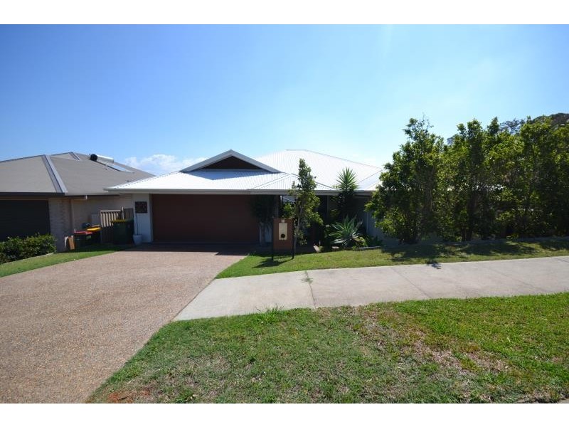 21 BANKSIA AVENUE, Port Macquarie NSW 2444