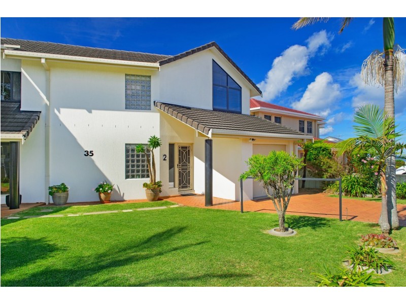 2/35 Watonga Street, Port Macquarie NSW 2444
