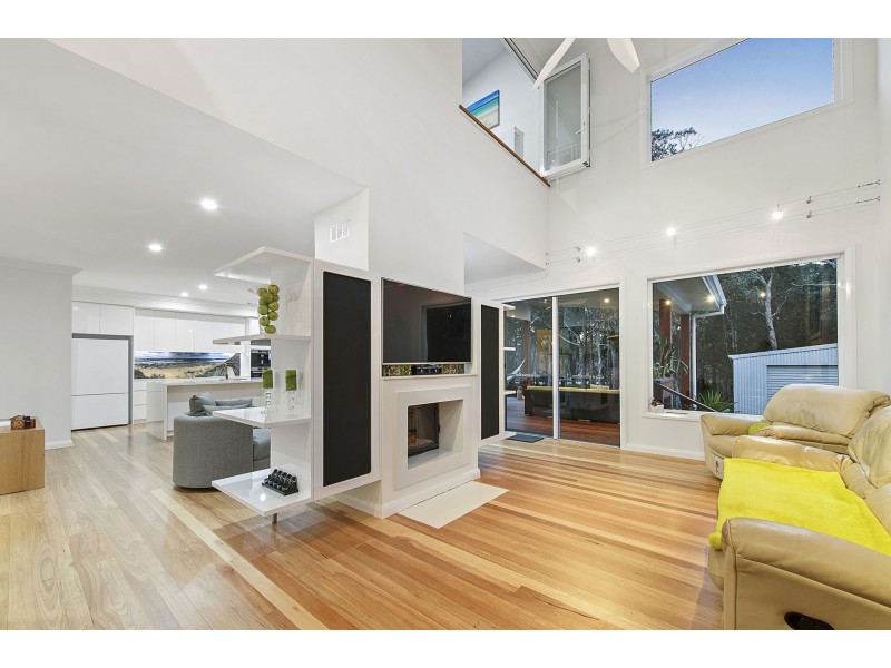 14 Evans Street, Lake Cathie NSW 2445