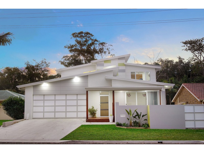 14 Evans Street, Lake Cathie NSW 2445