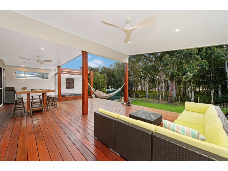 14 Evans Street, Lake Cathie NSW 2445