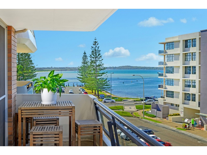 19/1 Waugh Street, Port Macquarie NSW 2444