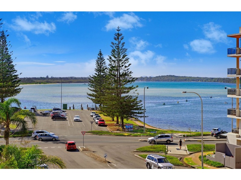 19/1 Waugh Street, Port Macquarie NSW 2444