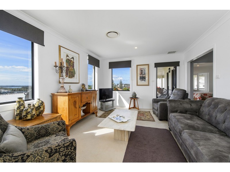11 Hastings Avenue, Port Macquarie NSW 2444