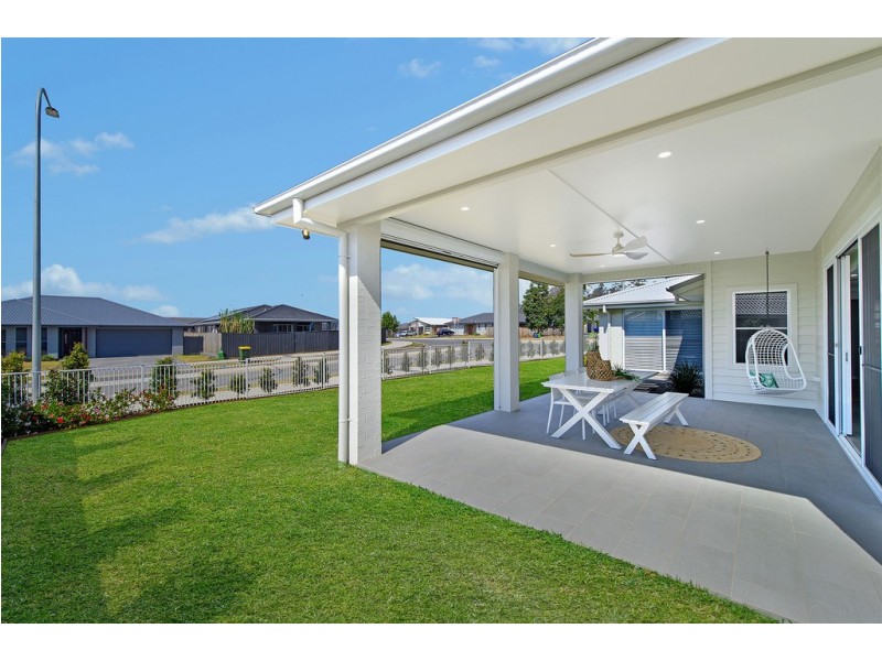 33 Sovereign Drive, Thrumster NSW 2444