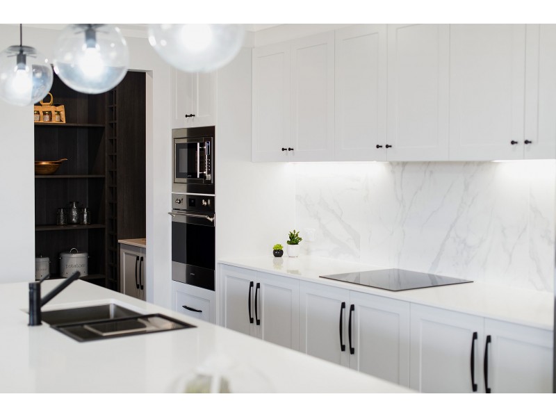 33 Sovereign Drive, Thrumster NSW 2444