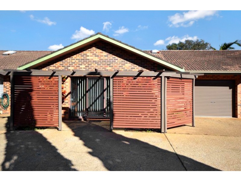 2/6 Leura Place, Port Macquarie NSW 2444