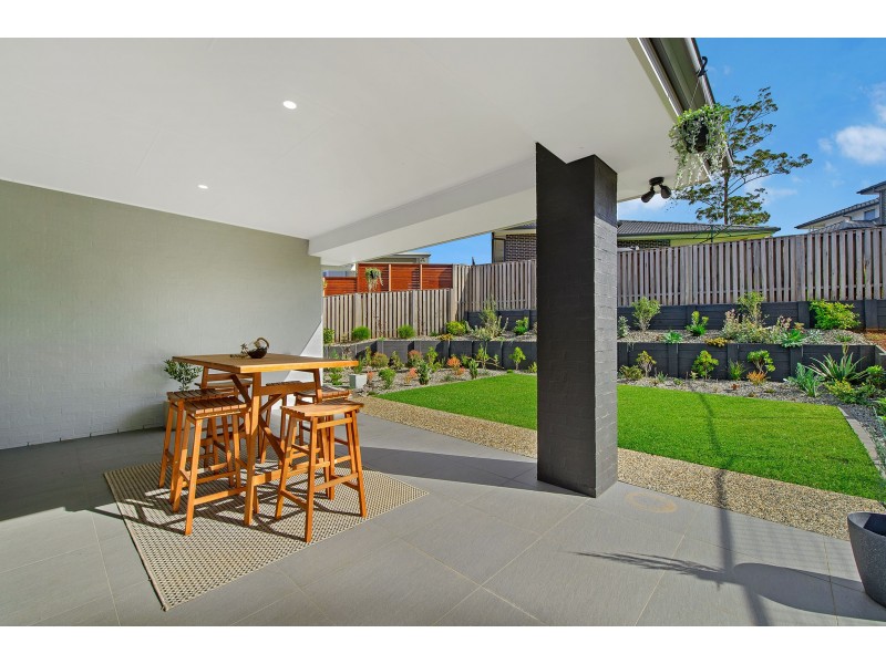 7 Black Caviar Parade, Port Macquarie NSW 2444