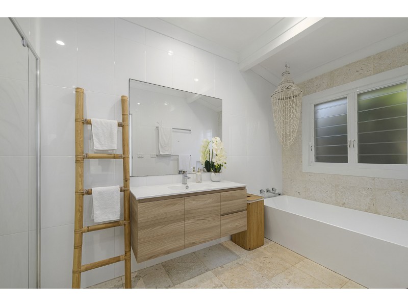 27 Graham Street, Bonny Hills NSW 2445