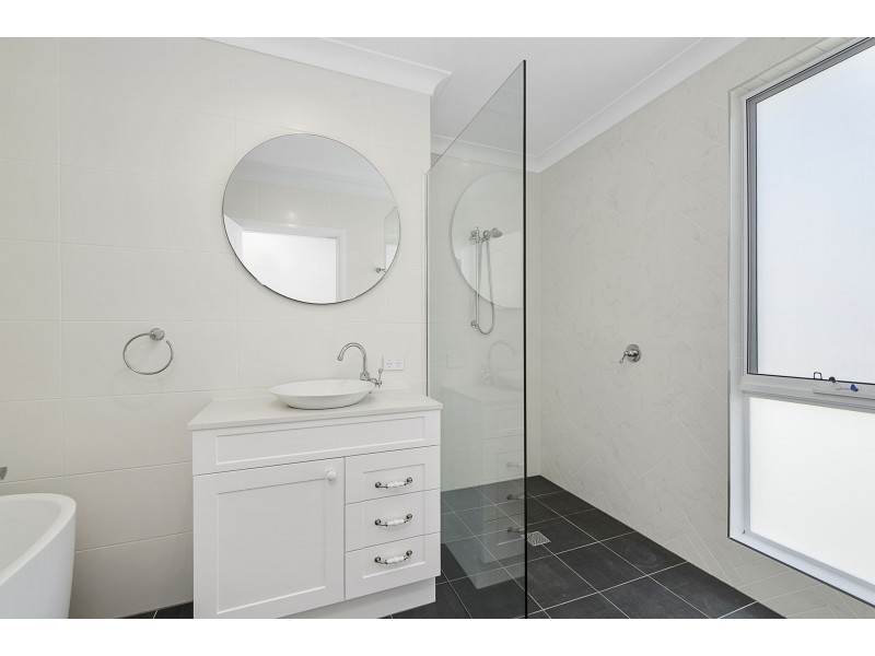 238 John Oxley Drive, Port Macquarie NSW 2444