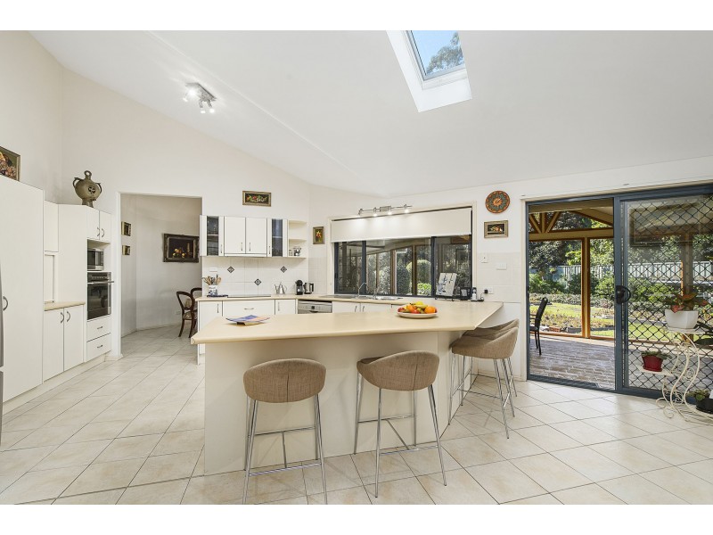 1 Fishermens Way, Lake Cathie NSW 2445