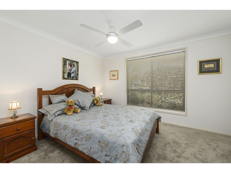 1 Fishermens Way, Lake Cathie NSW 2445