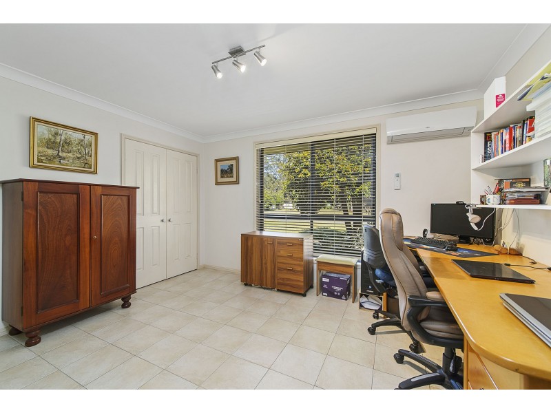 1 Fishermens Way, Lake Cathie NSW 2445