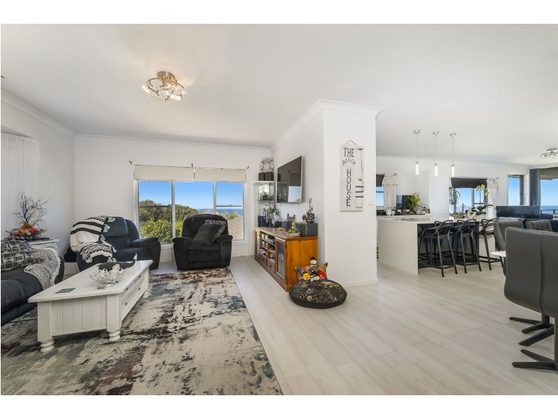 22 Dent Crescent, Port Macquarie NSW 2444