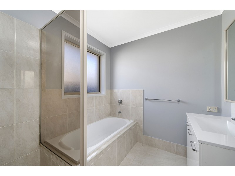 1 The Sanctuary Close, Port Macquarie NSW 2444