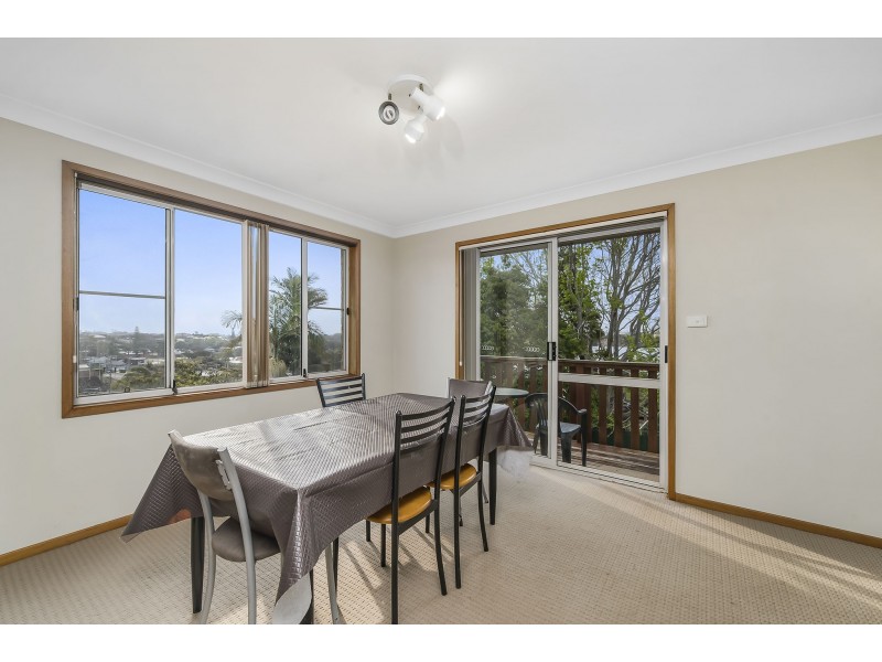 27 Arncliffe Avenue, Port Macquarie NSW 2444
