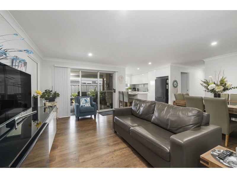 12 Carmac Avenue, Thrumster NSW 2444