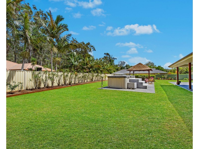 25 Lakeside Way, Lake Cathie NSW 2445