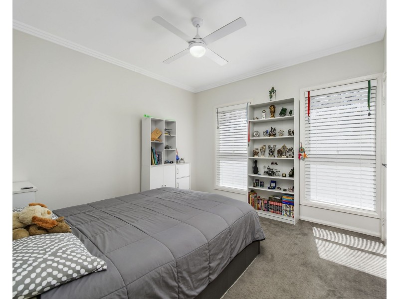 25 Lakeside Way, Lake Cathie NSW 2445