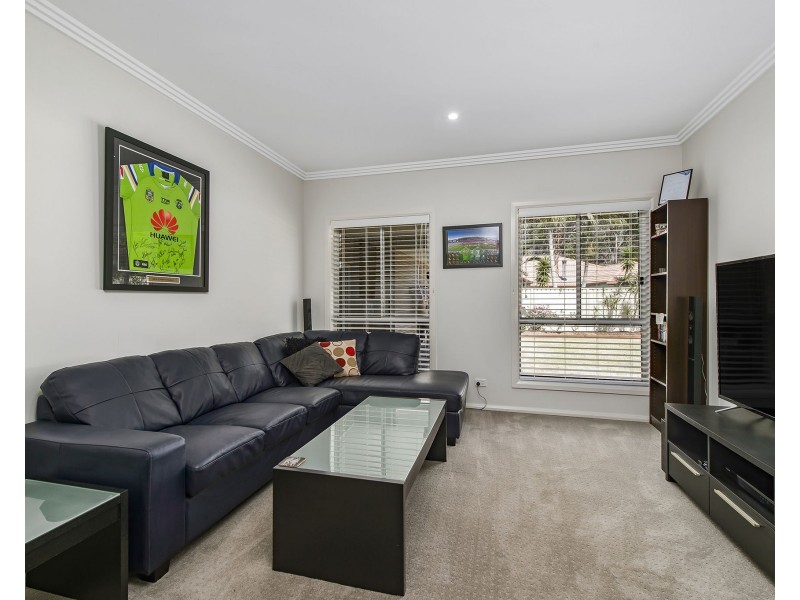 25 Lakeside Way, Lake Cathie NSW 2445