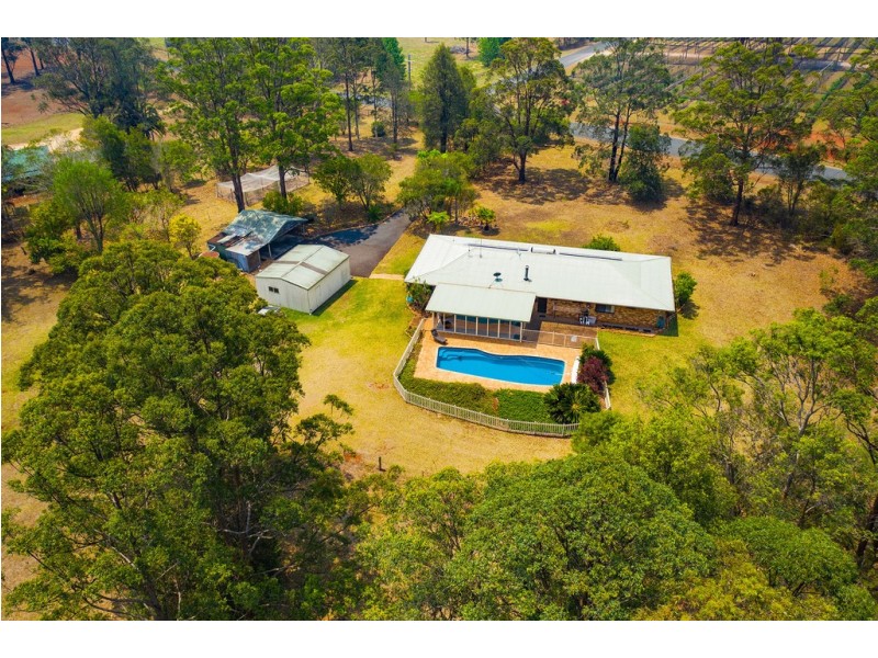 252 Long Point Drive, Lake Cathie NSW 2445