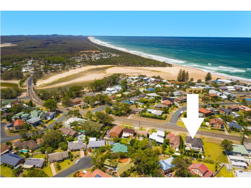 1627 Ocean Drive, Lake Cathie NSW 2445