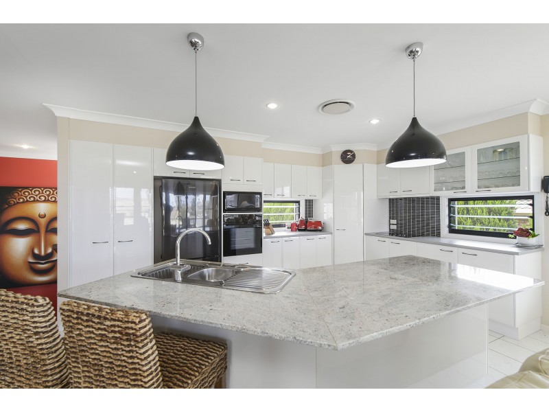 1627 Ocean Drive, Lake Cathie NSW 2445