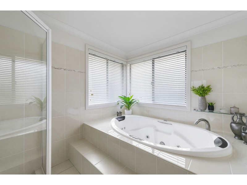 1627 Ocean Drive, Lake Cathie NSW 2445