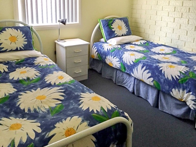 1/2 Aqua Crescent, Lake Cathie NSW 2445