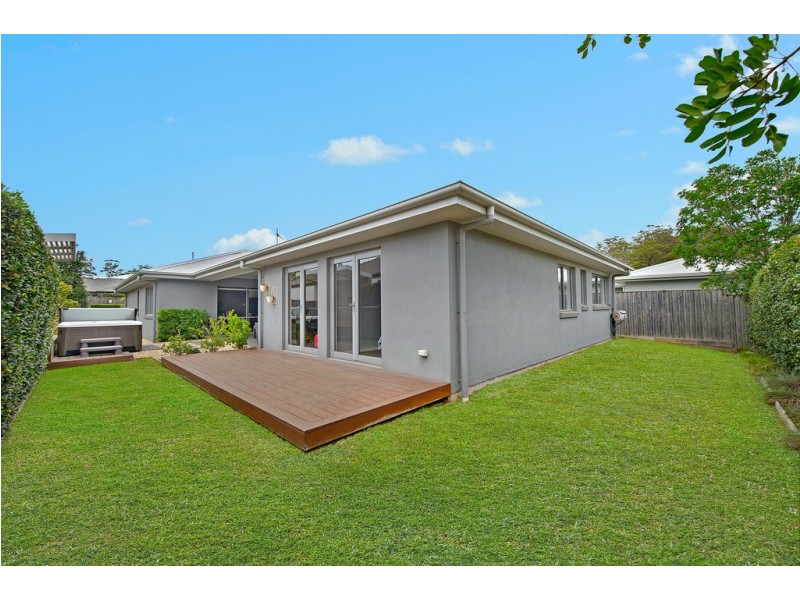 84 Capital Drive, Thrumster NSW 2444