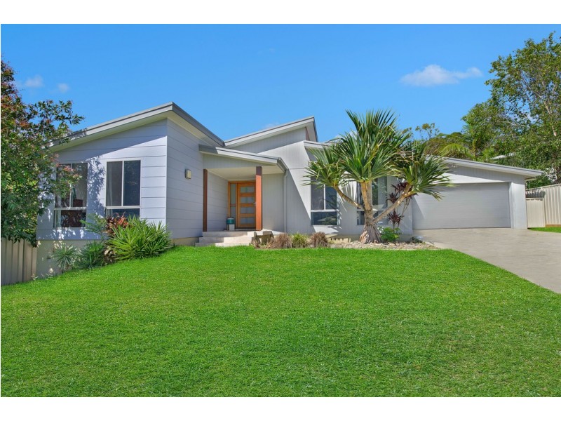 6 Lyrebird Place, Port Macquarie NSW 2444