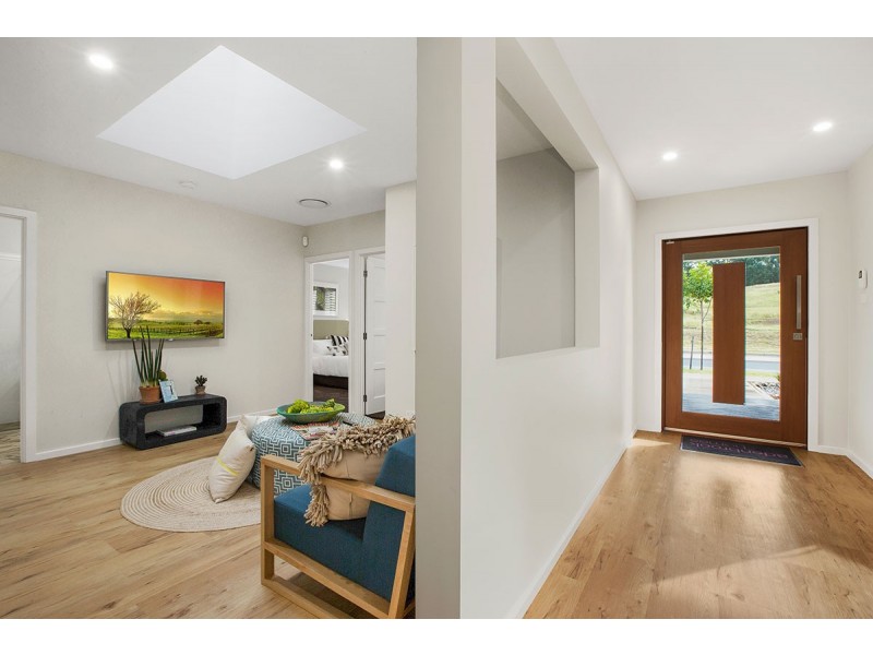 29 Sovereign Drive, Thrumster NSW 2444