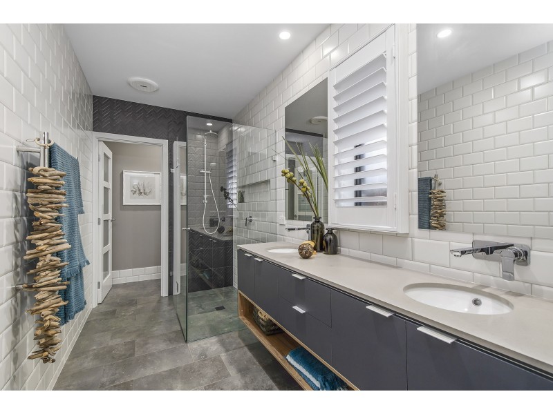 29 Sovereign Drive, Thrumster NSW 2444