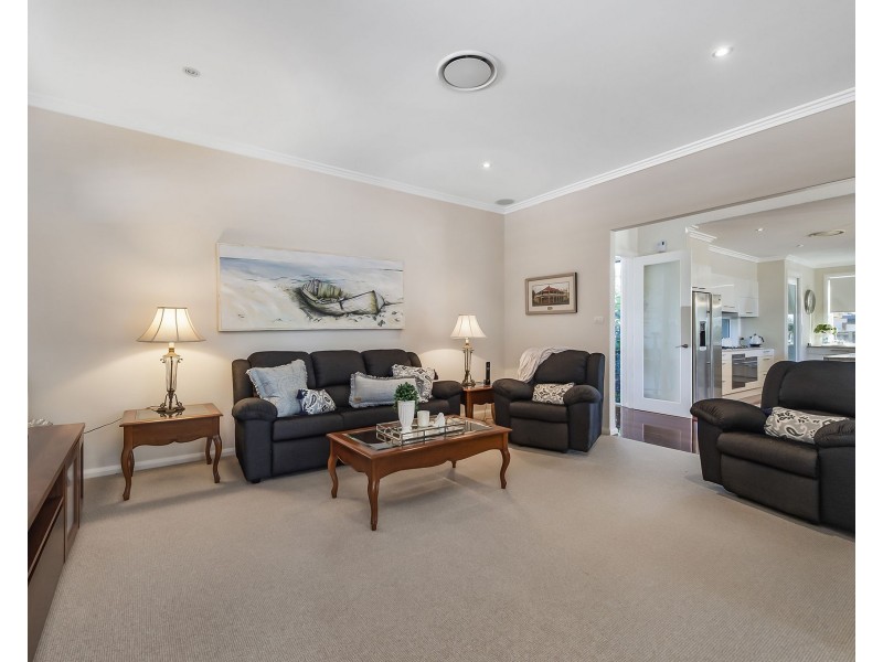 8 Sovereign Avenue, Harrington NSW 2427