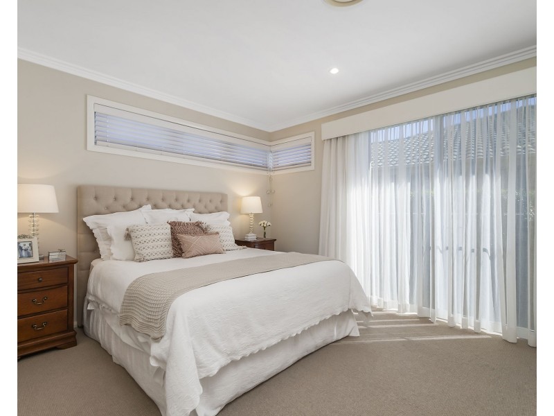 8 Sovereign Avenue, Harrington NSW 2427