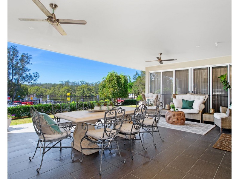 8 Sovereign Avenue, Harrington NSW 2427