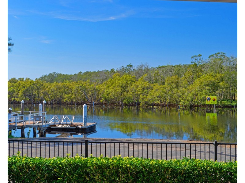 8 Sovereign Avenue, Harrington NSW 2427