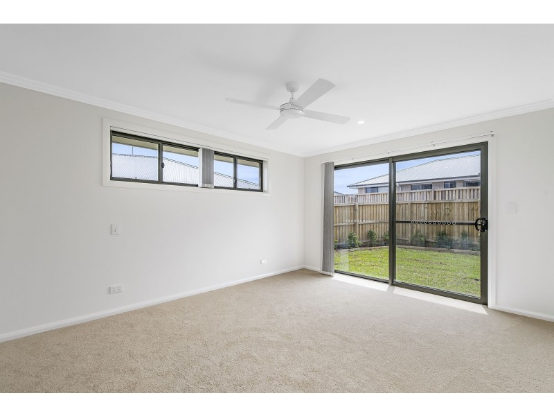 18 Pountney Avenue, Thrumster NSW 2444