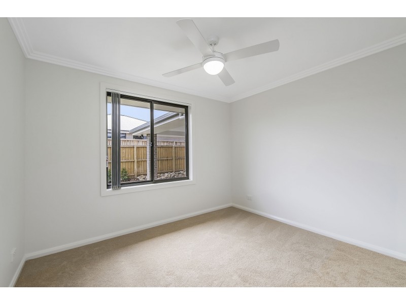 18 Pountney Avenue, Thrumster NSW 2444