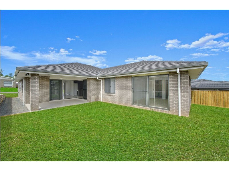 18 Pountney Avenue, Thrumster NSW 2444