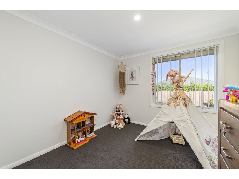 17 Allport Avenue, Thrumster NSW 2444