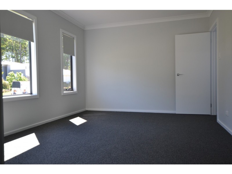 38B BLACK CAVIAR PARADE, Port Macquarie NSW 2444