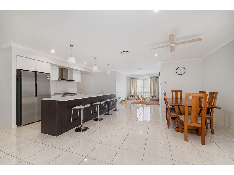 29 Diploma Drive, Thrumster NSW 2444