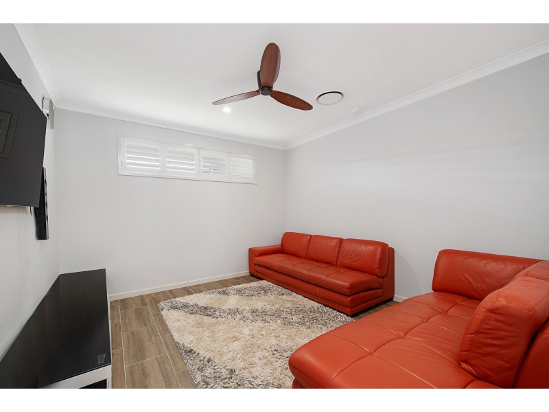 29 Diploma Drive, Thrumster NSW 2444