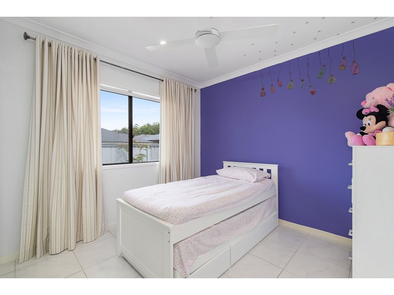 29 Diploma Drive, Thrumster NSW 2444