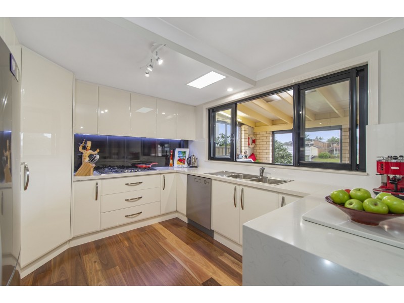 28 Laguna Place, Port Macquarie NSW 2444