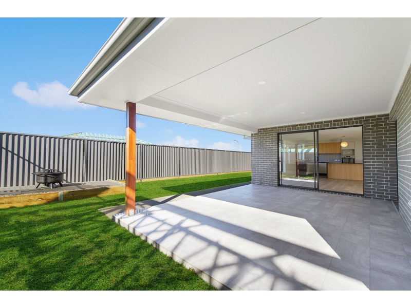 9 Scott Street, Thrumster NSW 2444